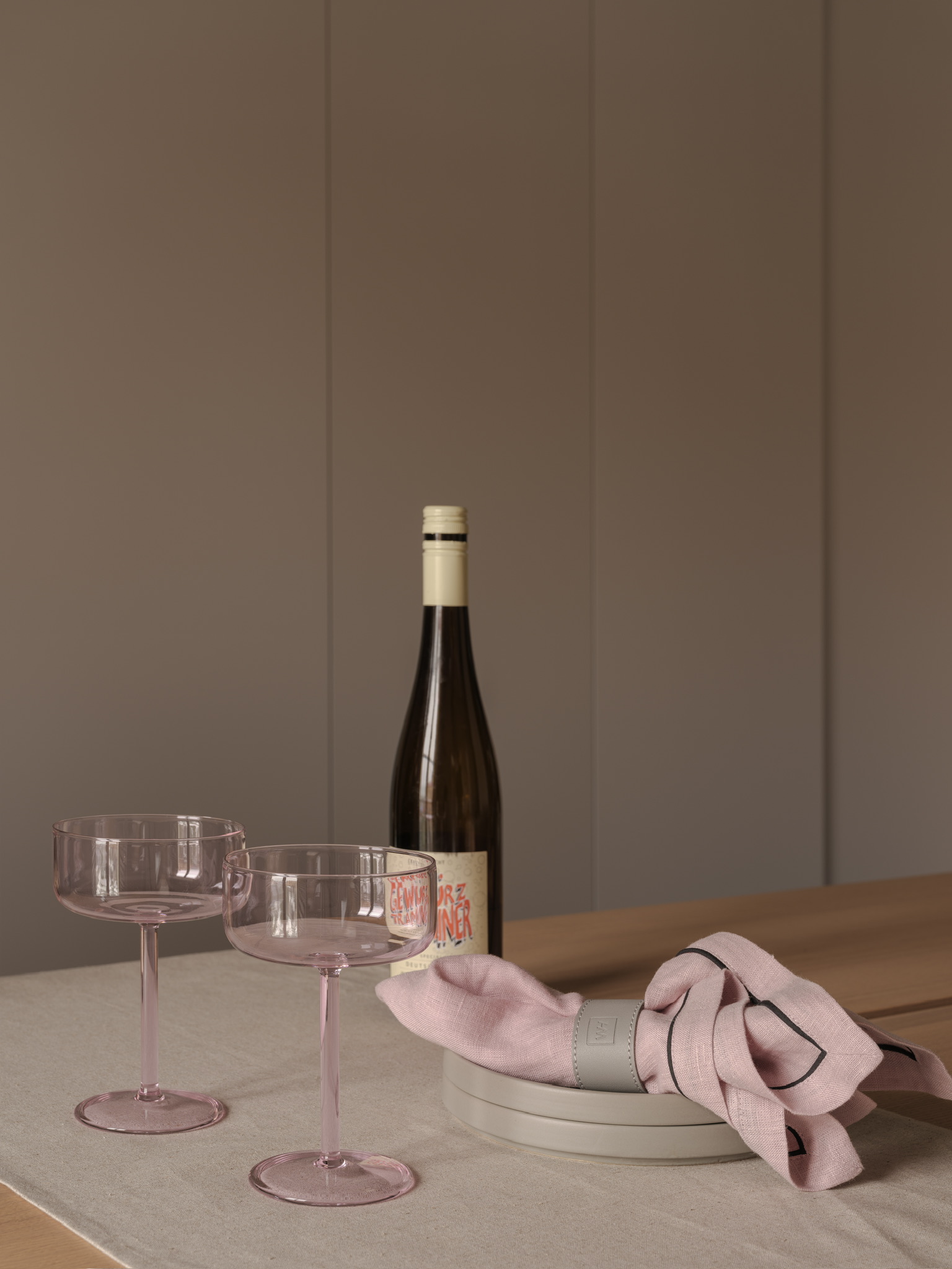 Салфетки пыльная роза с черным кантом - Image 4