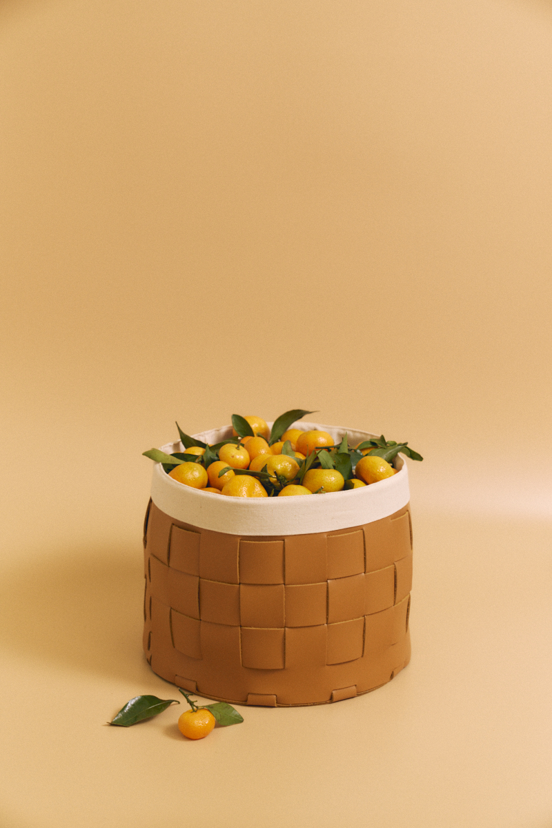 Корзина кожаная для хранения Nest Ochre - Image 6