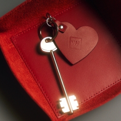 Брелок Сердце Ruby WH